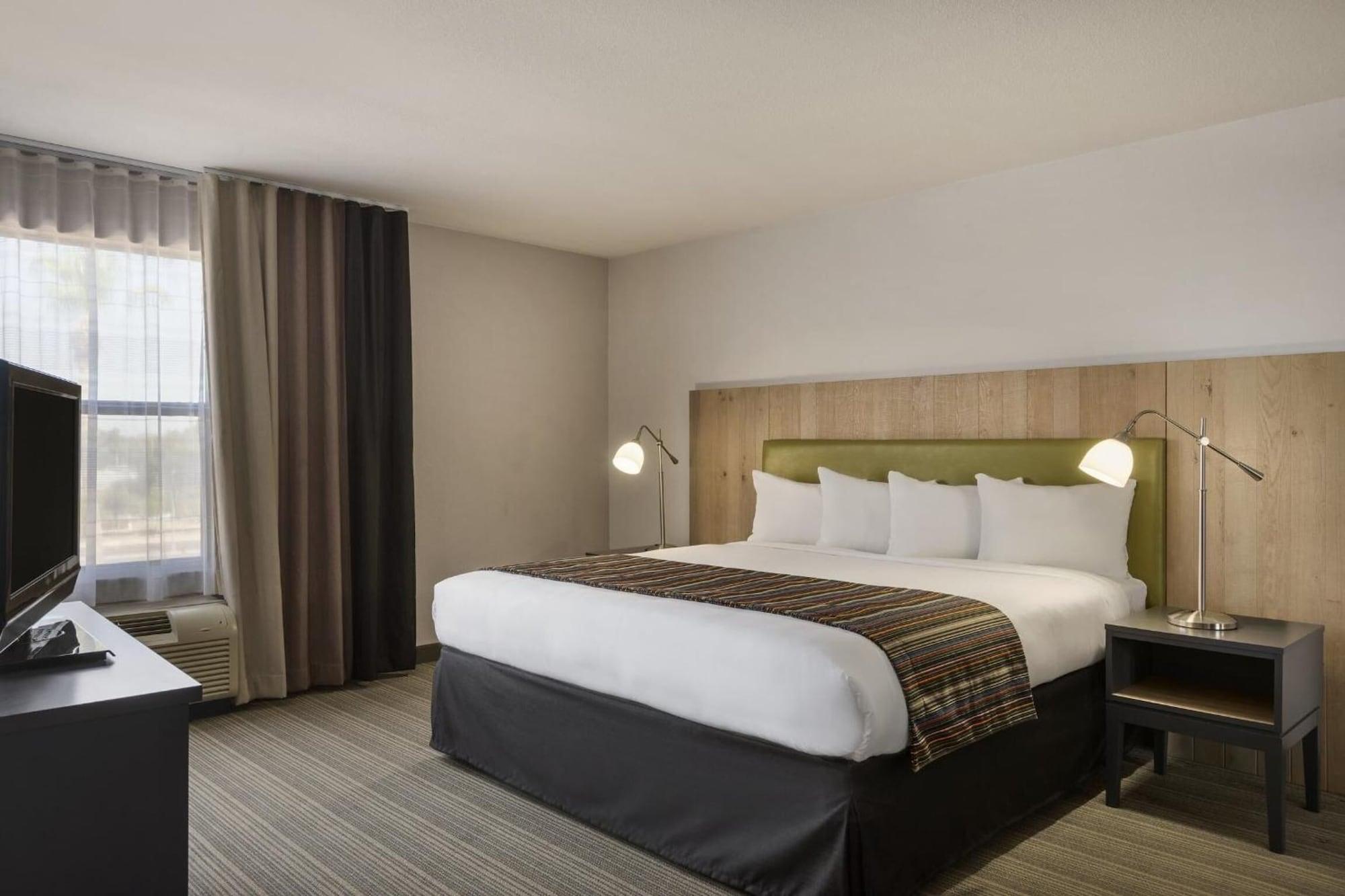 Greentree Inn & Suites Phoenix Sky Harbor Zewnętrze zdjęcie