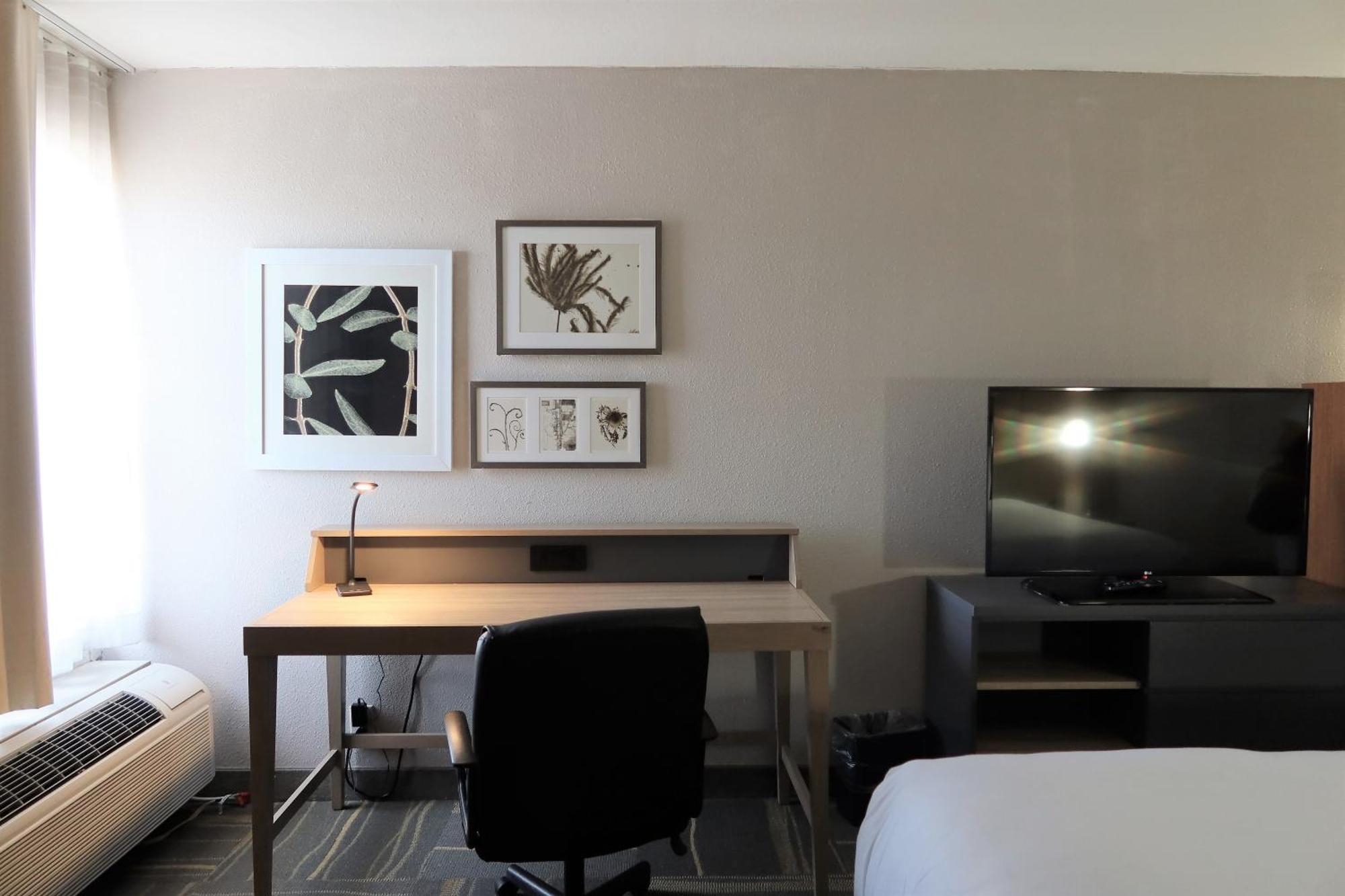 Greentree Inn & Suites Phoenix Sky Harbor Zewnętrze zdjęcie