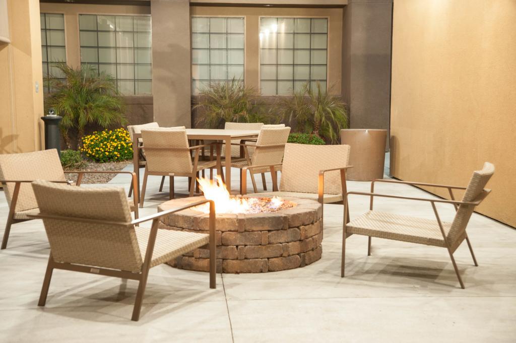 Greentree Inn & Suites Phoenix Sky Harbor Zewnętrze zdjęcie