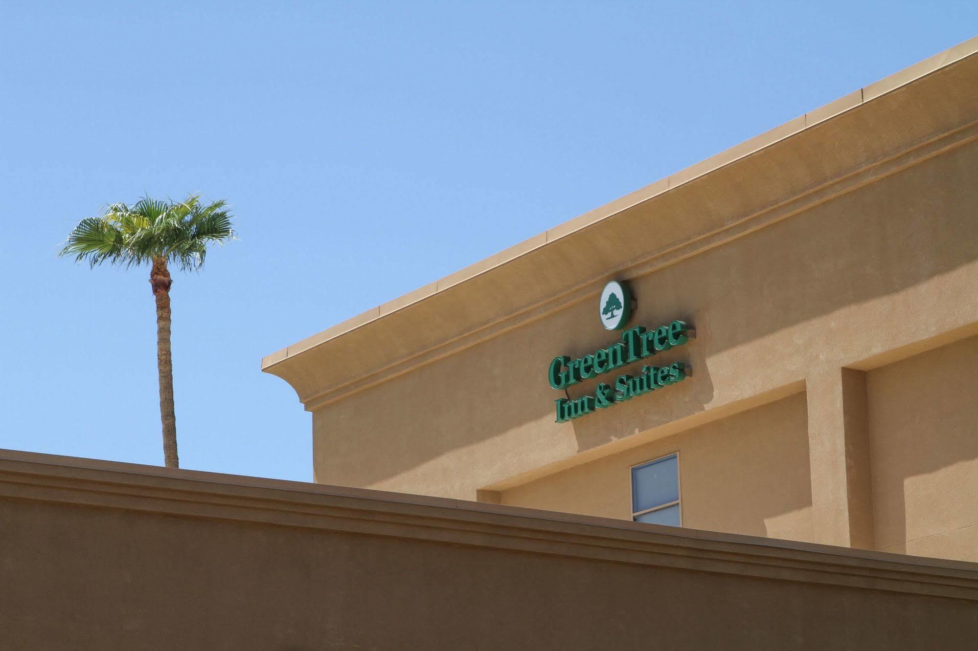 Greentree Inn & Suites Phoenix Sky Harbor Zewnętrze zdjęcie