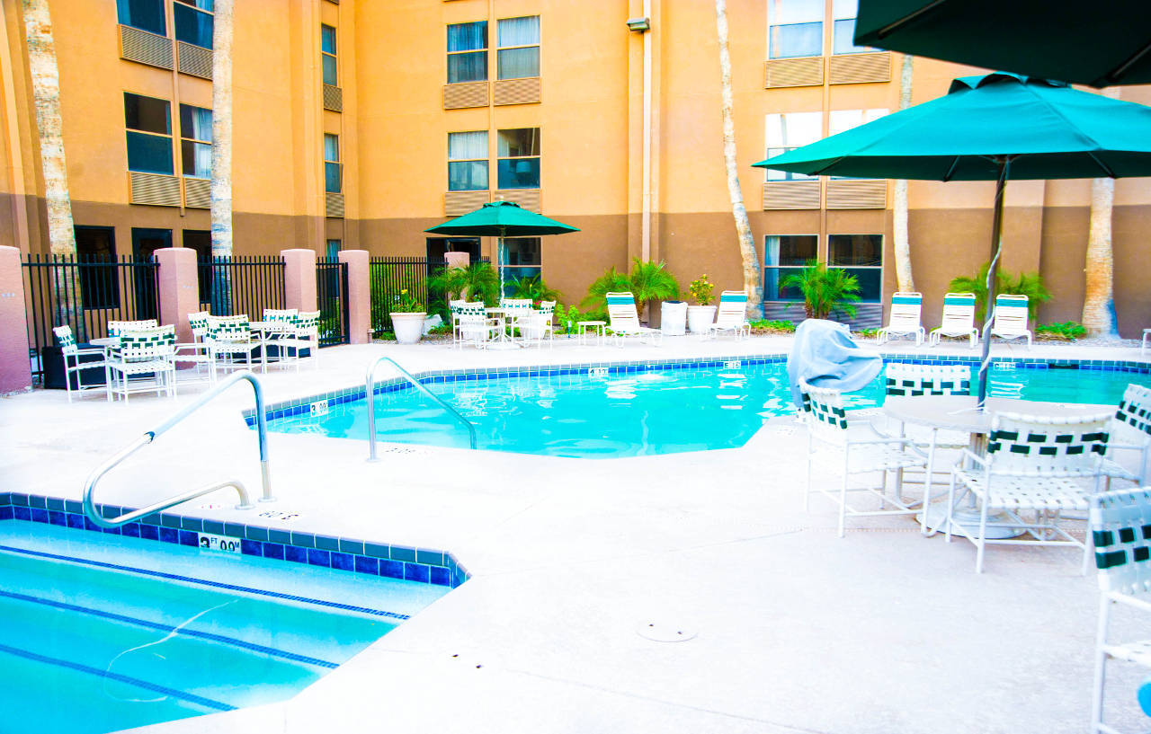 Greentree Inn & Suites Phoenix Sky Harbor Zewnętrze zdjęcie